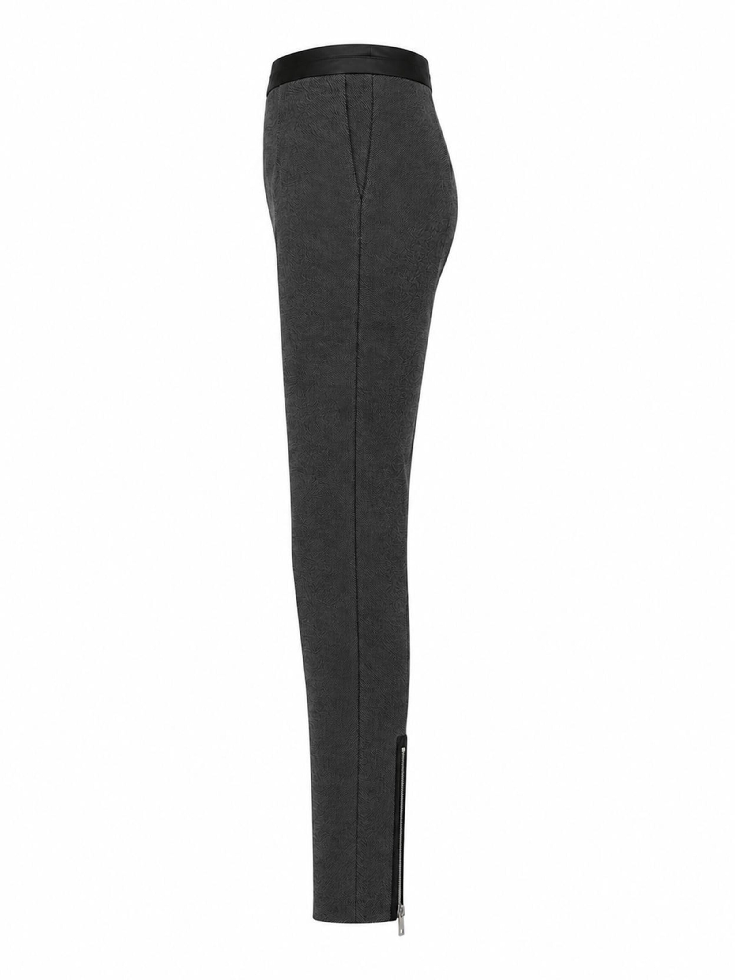 Regular Pantalon 'Uma Trousers' Christine on the clouds en gris