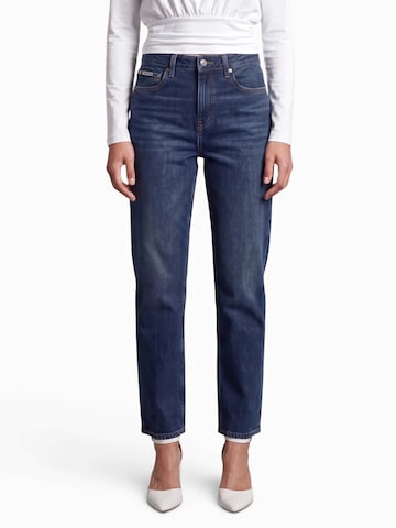Calvin Klein Jeans Štandardný strih Džínsy - Modrá: predná strana