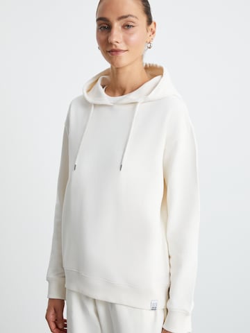 Grimelange Суичър в бежово: отпред