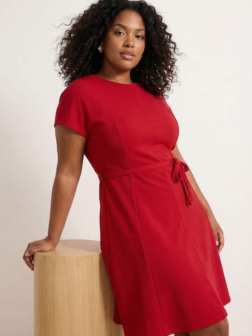Trendyol Curve - Vestido en rojo
