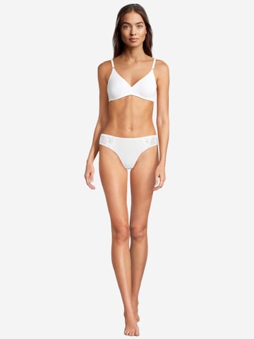 Nina von C. Panty 'Basic' in White