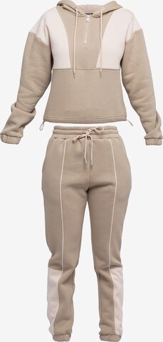 Tom Barron Tracksuit in Brown: front