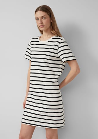 s.Oliver Kleid in Schwarz: Vorderseite