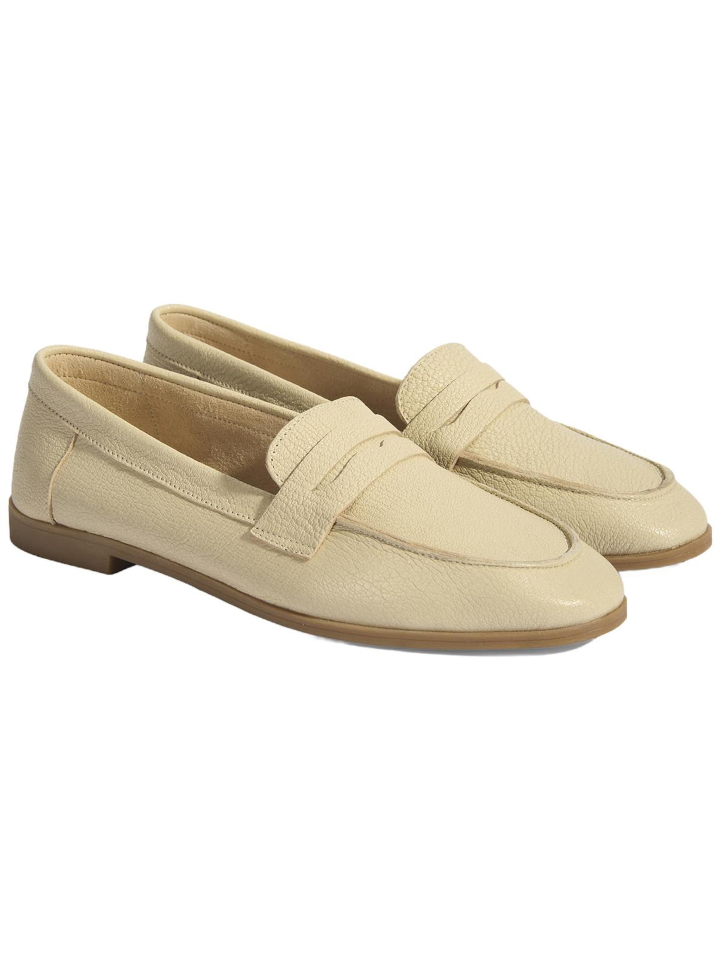 Desa Moccasins 'Beleg' in Beige: front