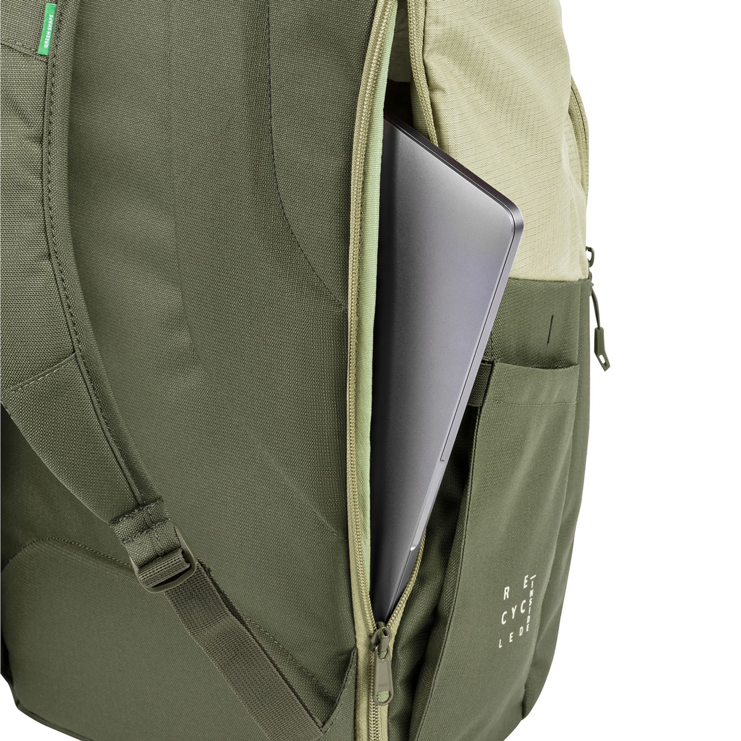VAUDE Sports backpack 'Okab II' in Green