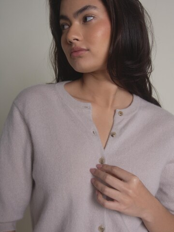 Fiora Muse Kofta i beige