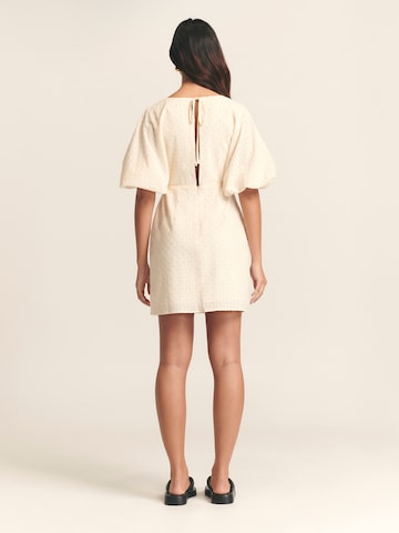 St MRLO Dress 'Palm' in Beige: back