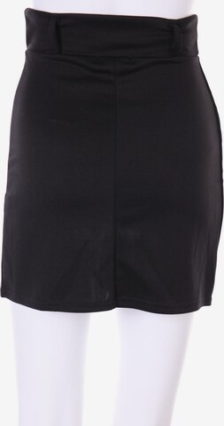 PrettyLittleThing Skirt in XXS in Black