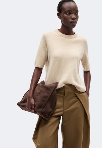 Pullover di COMMA in beige