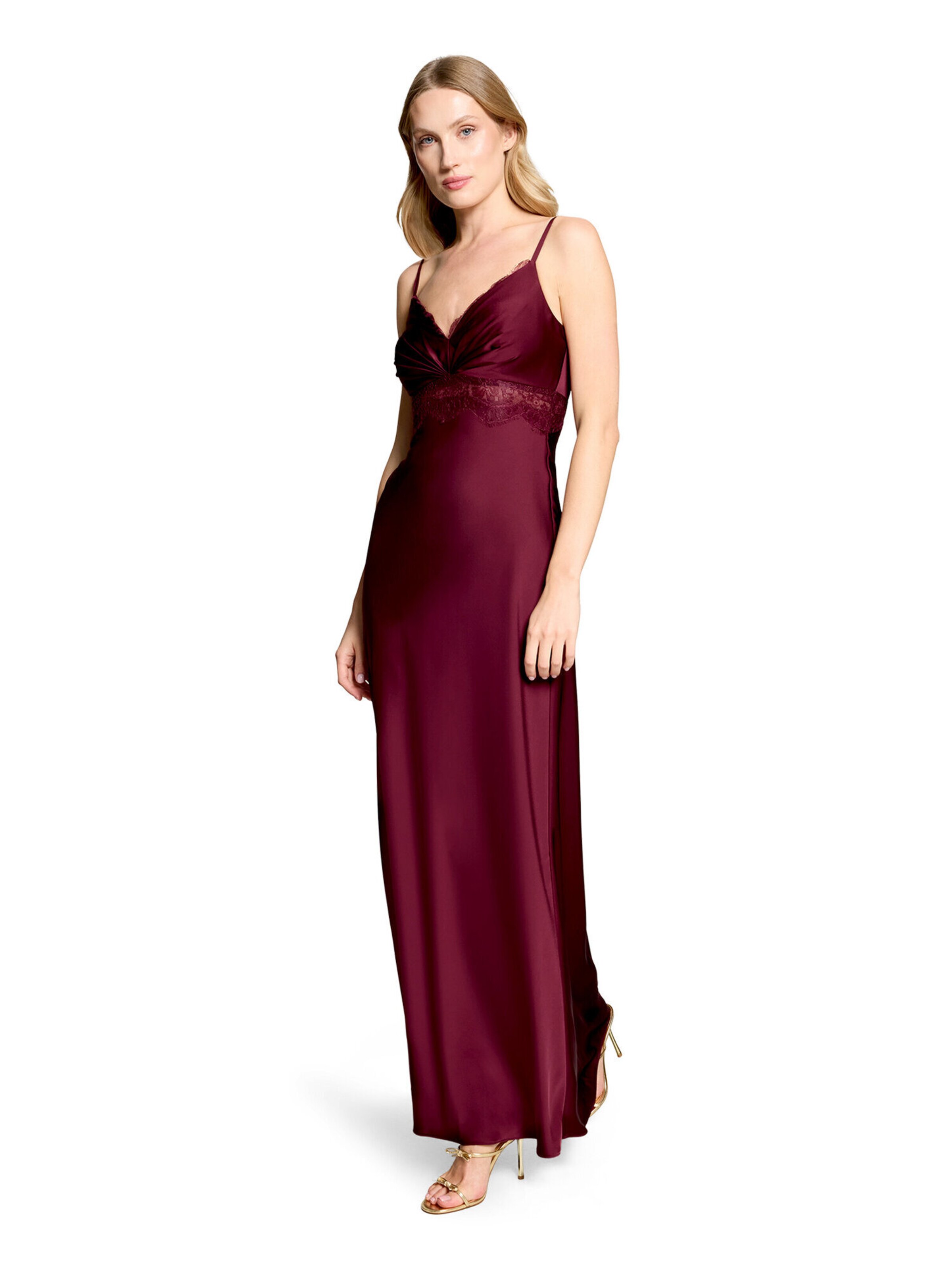 Vera Mont Evening dress in Red