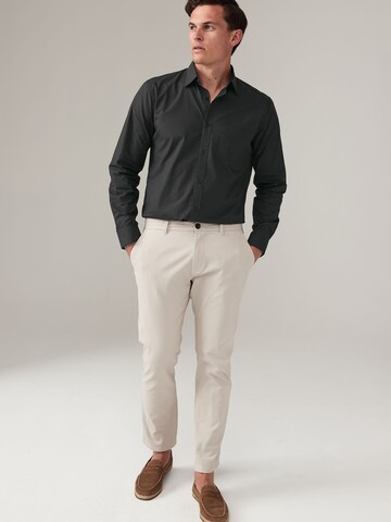 Next Regular Fit Hemd in Schwarz