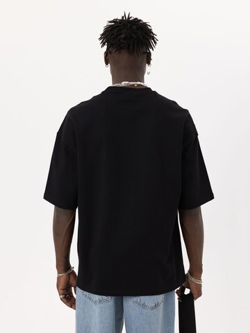 T-Shirt 'Elderflower' VAMOS CLO en noir