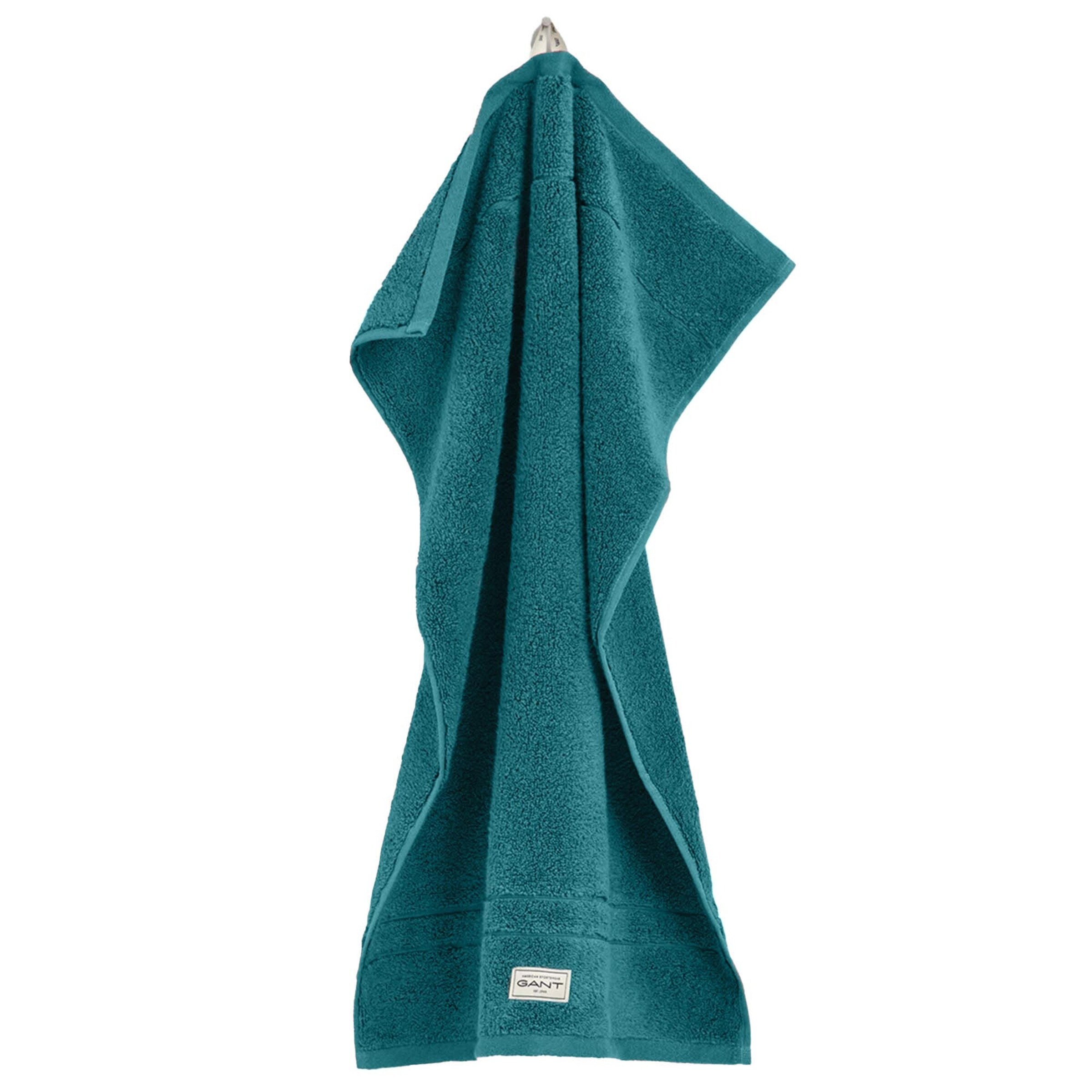 GANT Towel in Green
