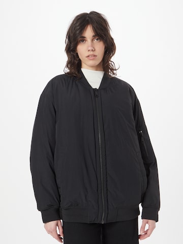 Calvin Klein - Chaqueta de entretiempo en negro: frente