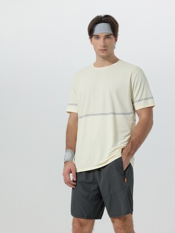 YOUTHUP Funktionsshirt‌‌‌‌‌‌‌‌‌ in Gelb: Vorderseite