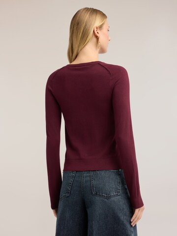 MOTIVI - Jersey en rojo