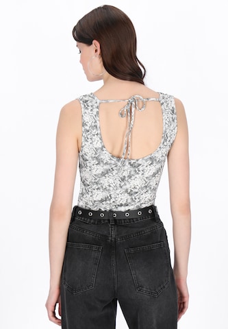 myMo ROCKS Top 'Rock' in White