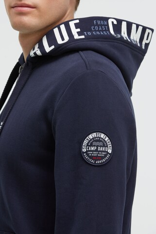 CAMP DAVID Sweatjacke in Blau