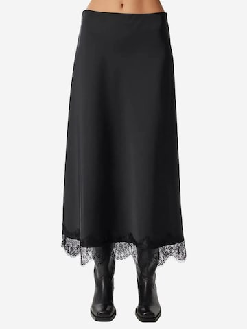 Happiness İstanbul Skirt in Black: front