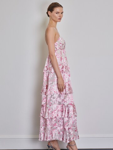 Robe 'Carla' Anse Victorin en rose