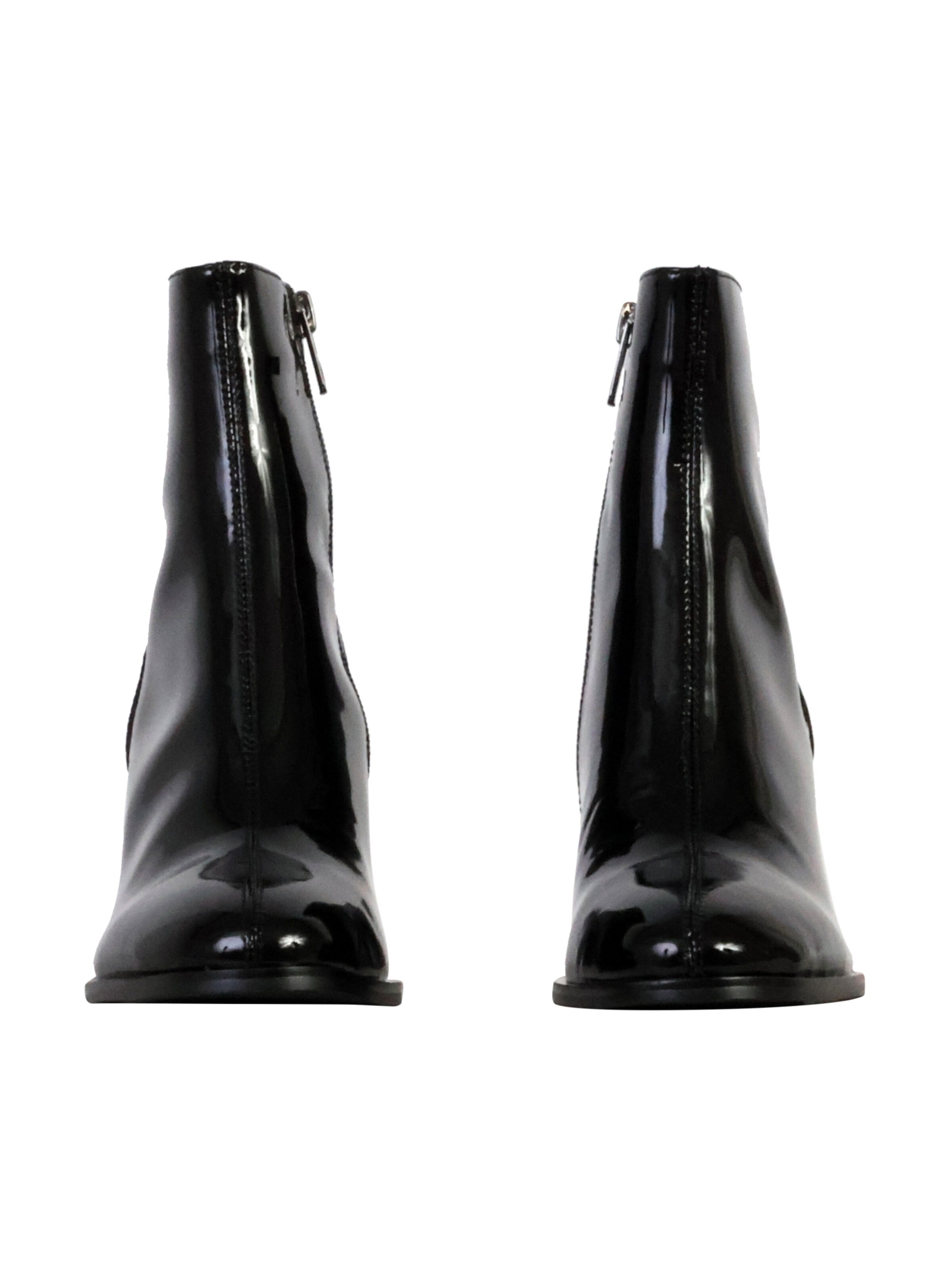 Emilie Karston Ankle boots in Black