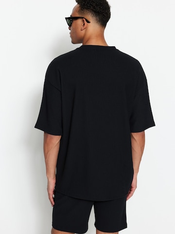 Trendyol Shirt in Black