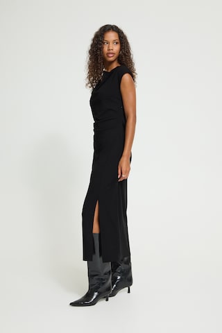 ICHI - Vestido 'IHKATINE' en negro
