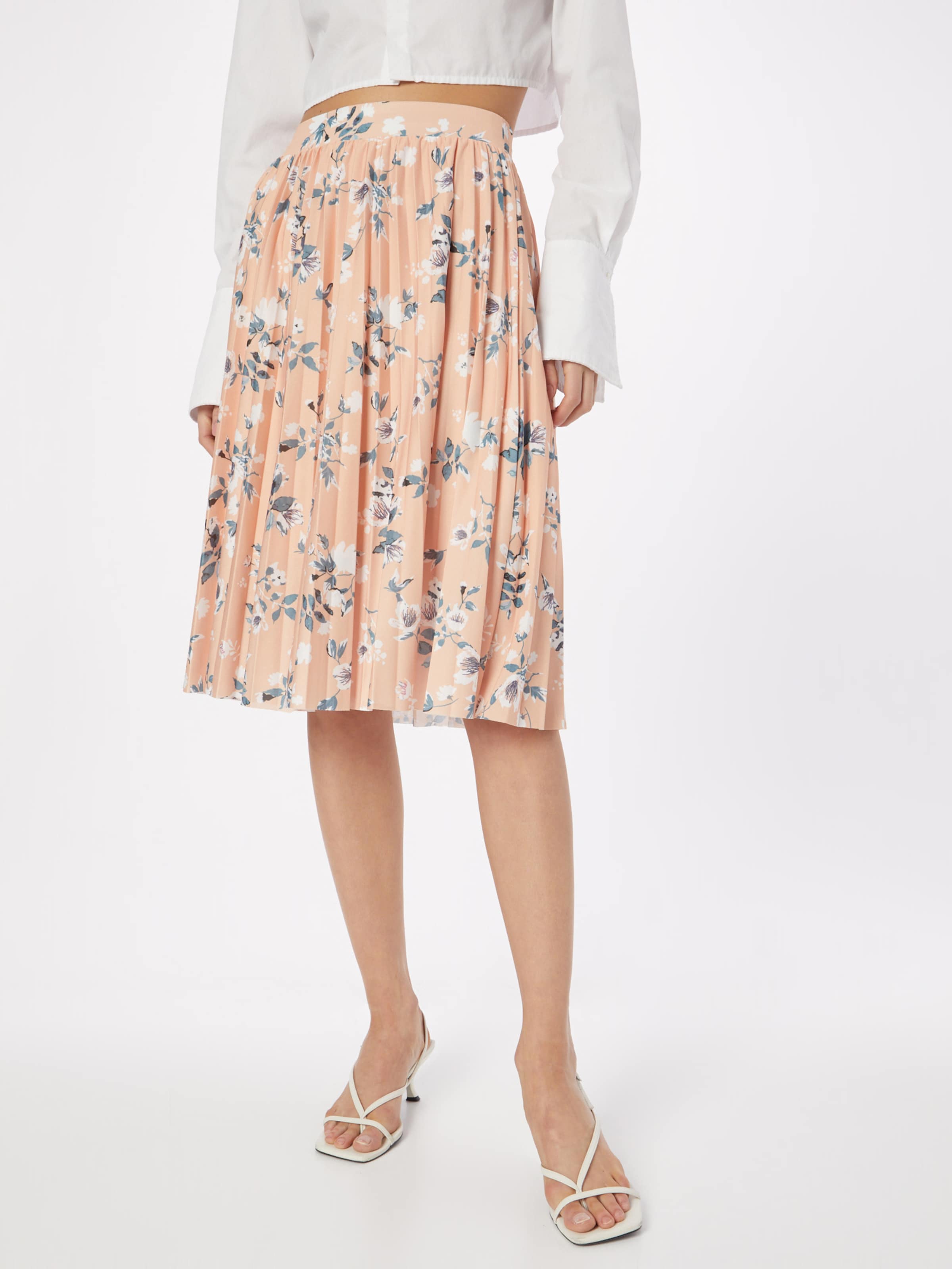 Pleated midi skirt kmart hot sale