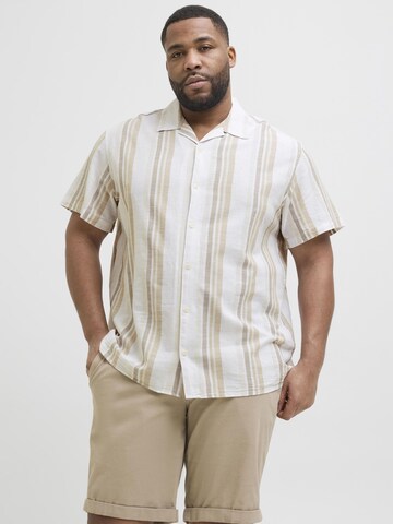 Jack & Jones Plus - Ajuste confortable Camisa en beige: frente