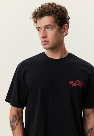 Les Deux - Camiseta 'Service' en negro