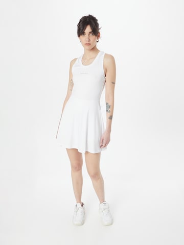 Röhnisch Sports Dress in White