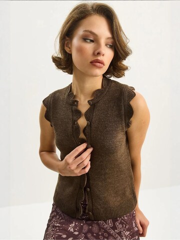 Gilet 'Westen' Bianco Lucci en marron