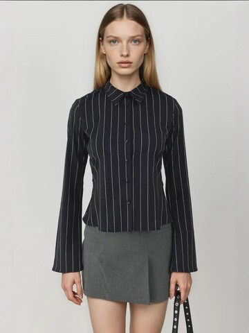 Hiccup - Blusa em preto: frente