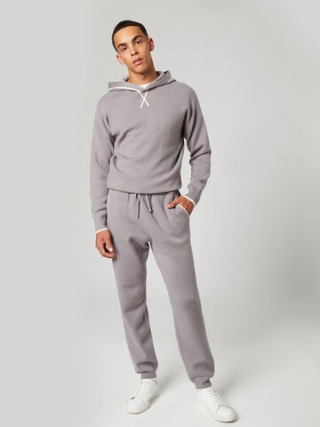 Guido Maria Kretschmer Men Loose fit Trousers 'Tammo' in Grey