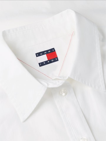 Chemisier Tommy Jeans en blanc