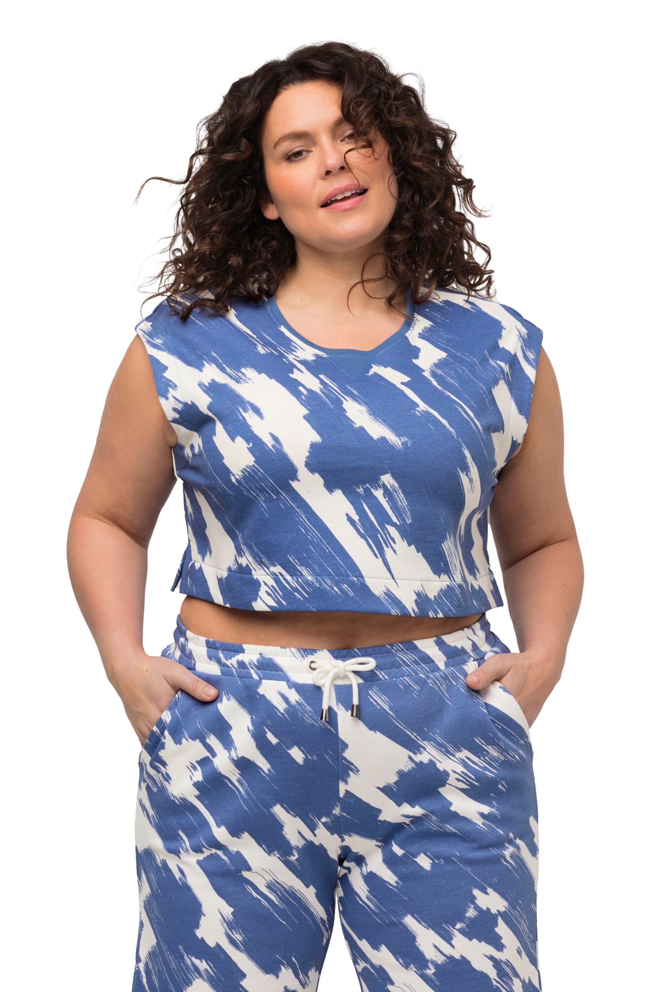 Ulla Popken Sweatshirt in Blue: front