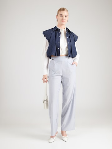 ABOUT YOU Wide leg Pleat-Front Pants 'Jamie' in Blue