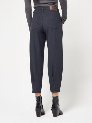 Gang Regular Hose '94SILVIA CROPPED' in Blau