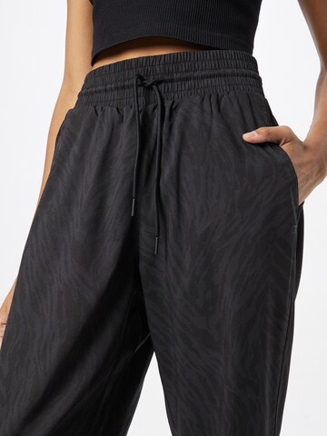 GAP Loosefit Hose in Schwarz