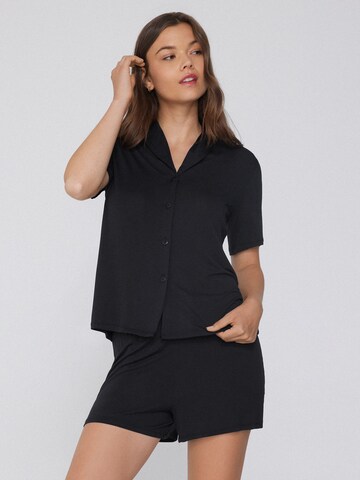 Tezenis Shorty in Schwarz: Vorderseite