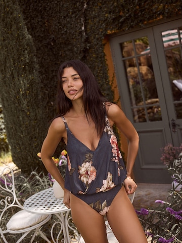 Next T-shirt Badedragt i blå