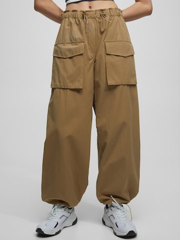 Pull&Bear Loose fit Cargo trousers in Brown