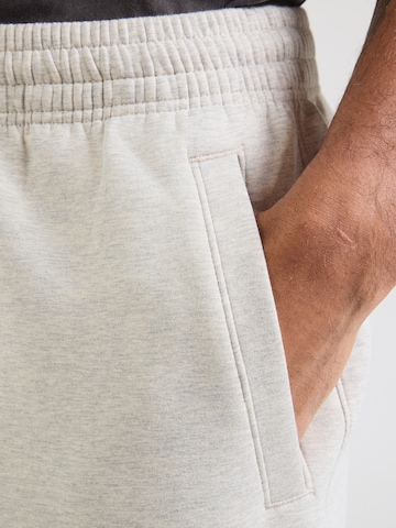 Abercrombie & Fitch Широка кройка Панталон в сиво