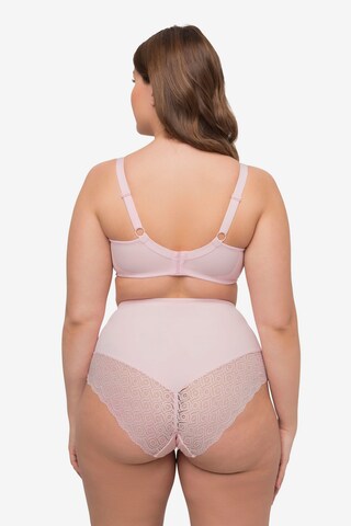 Ulla Popken Minimiser Bra in Pink