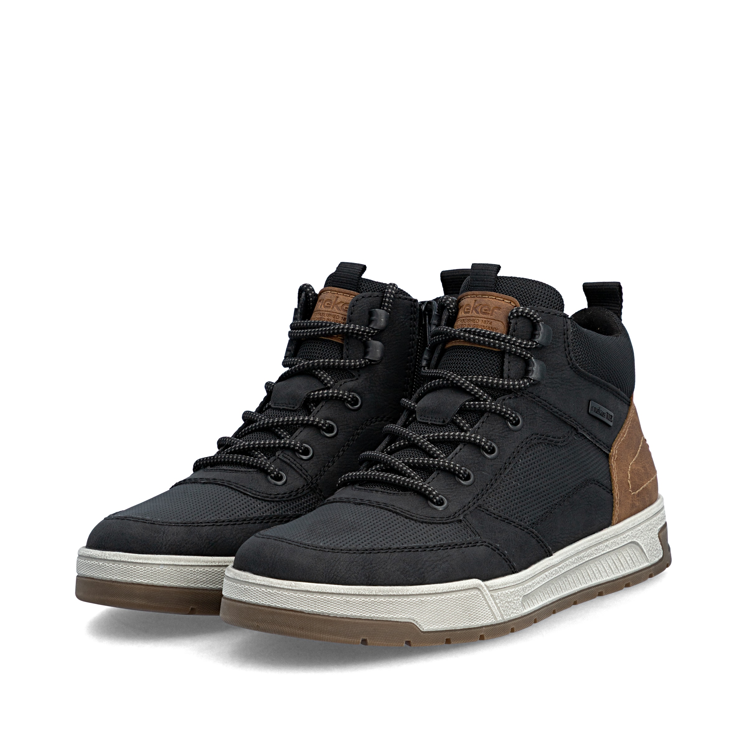 Sneaker alta di Rieker in nero