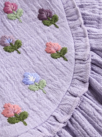 Next Strampler in Lila