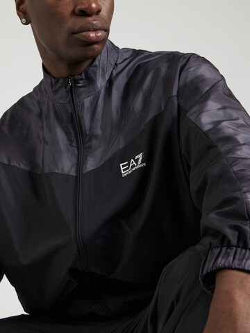 EA7 Emporio Armani Träningsdräkt i svart
