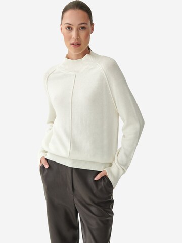 TATUUM Sweater 'ARMEA' in White: front