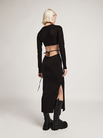 UNFOLLOWED x ABOUT YOU Dress 'CONFIDENCE ' in Black: back