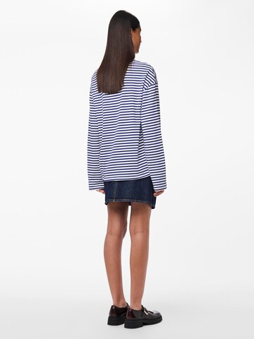 Maglietta 'Sadie' di PIECES in blu